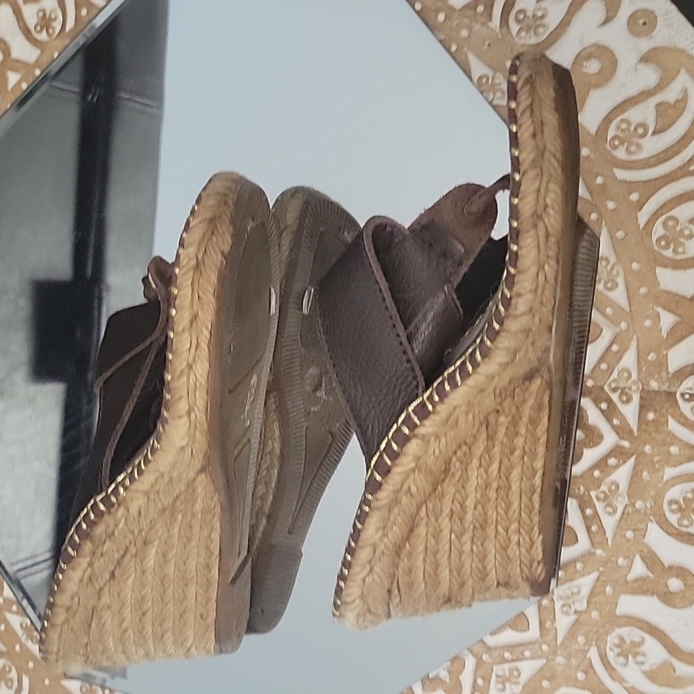 Burberry| Thong Leather Wedge Espadrilles Size 35 - Picture 5 of 8